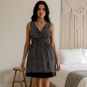 Black & White V-Neck Smocked Waist Mini Dress Size 10